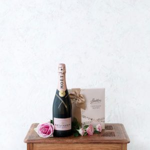 Moët & Chandon Rosé and Butlers Chocolates Gift