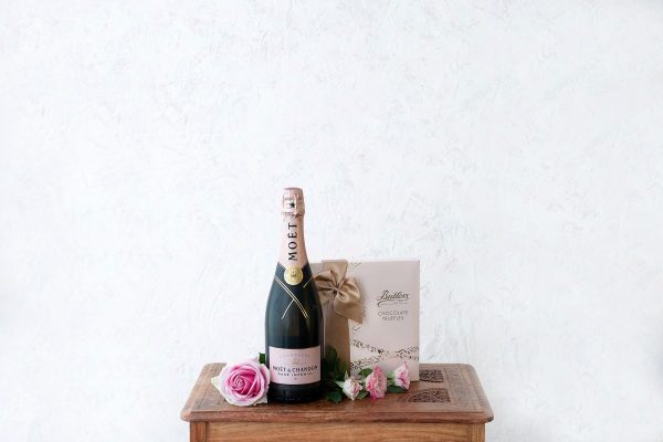 Moët & Chandon Rosé and Butlers Chocolates Gift